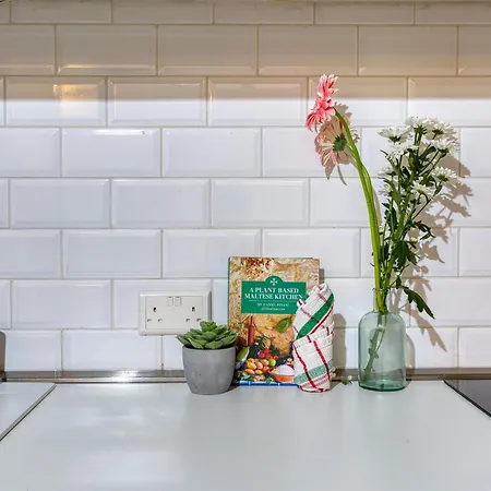 Апартаменты Charming 1bedroom Heart Of Валетта