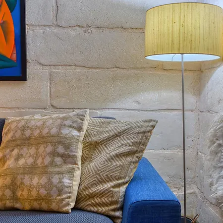 Charming 1bedroom Heart Of Apartment *