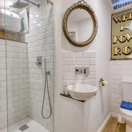 Charming 1bedroom Heart Of Apartment *